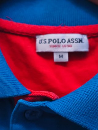 Polo U.S. Polo Assn. azul y rojo Talla M