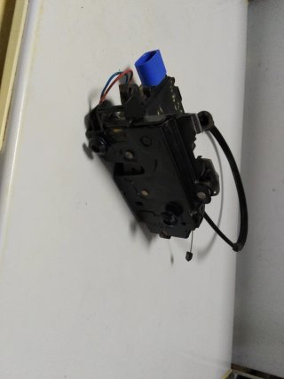 Cerradura Delantera Izquierda Seat Ibiza 6L 2006