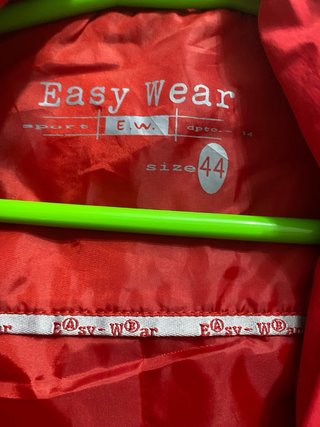 Cazadora Easy Wear Roja Talla 44