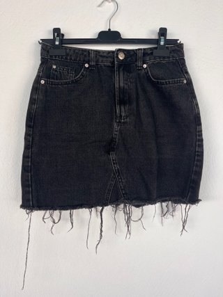 Minifalda vaquera negra de Primark