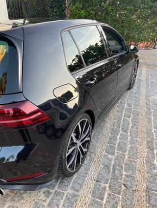Volkswagen Golf GTI 2.0 230CV 5p
