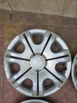 4 Tapacubos Skoda R14