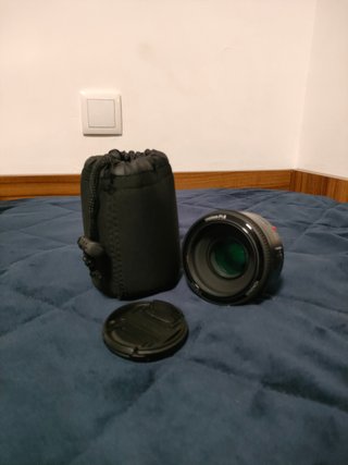 Canon EOS 250D + Accesorios