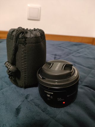 Canon EOS 250D + Accesorios