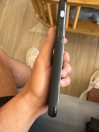 Funda iPhone 11 Pro Max Bad Bunny Magnética