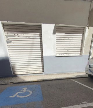 Bajo comercial en Xirivella