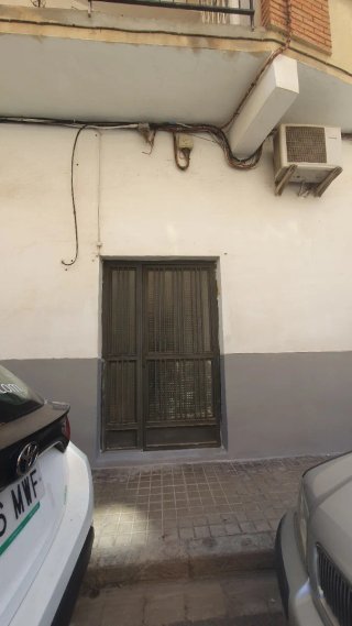Bajo comercial en Xirivella