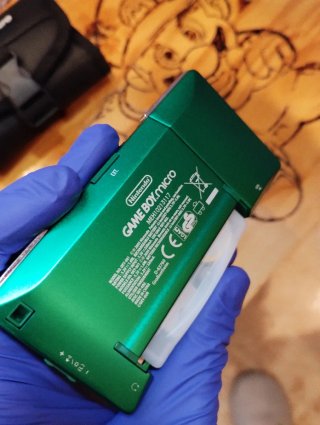 Pack Game Boy Micro Verde + Accesorios