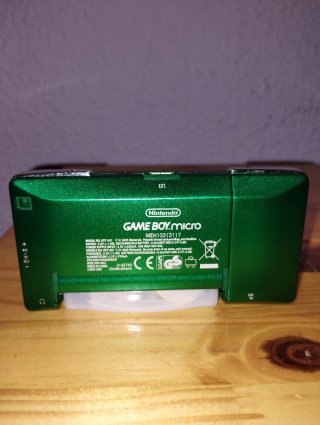 Pack Game Boy Micro Verde + Accesorios