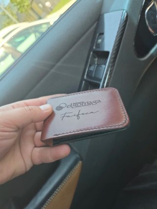 Cartera de piel de caballo.