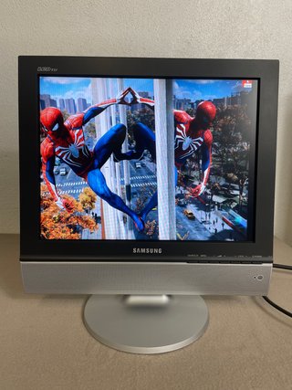 Monitor TV Samsung LCD 15