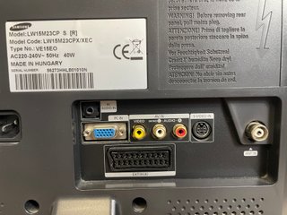 Monitor TV Samsung LCD 15