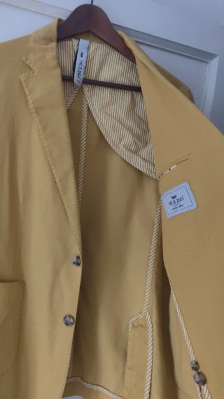 Americana amarilla elegante de diseño sin usar