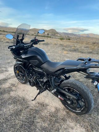 Yamaha Tracer 700 Negra