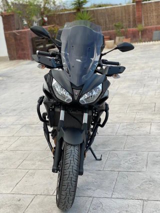 Yamaha Tracer 700 Negra