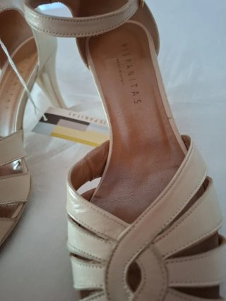Sandalias Hispanitas Beige Tacón