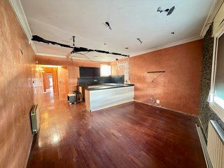 PIS PER REFORMAR EN VENDA A LA CREU DE BARBERÀ!