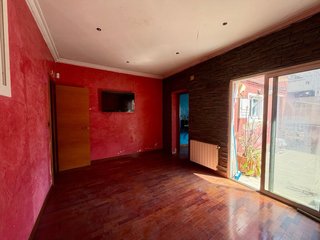 PIS PER REFORMAR EN VENDA A LA CREU DE BARBERÀ!