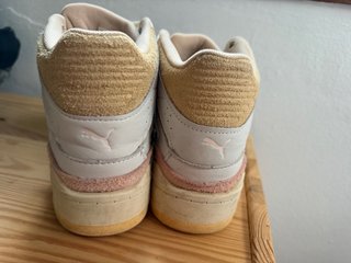 Zapatillas Puma Altas Blancas y Rosas