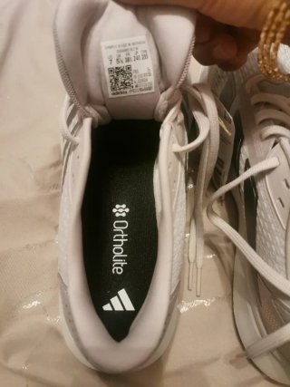 Scarpe Adidas beige/grigie