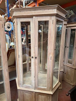 Vitrina Colonial Decape Madera y Cristal