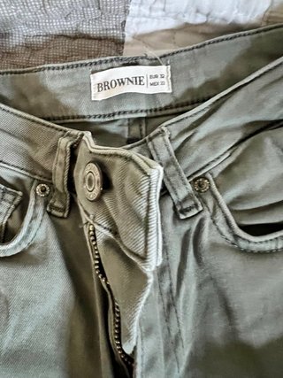 Pantalón caqui flate Brownie niña T32