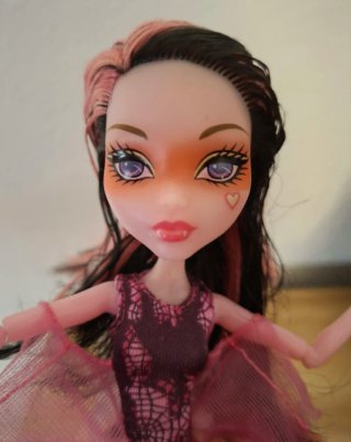 Draculaura Haunted monster high