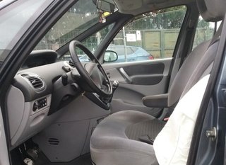 Centralita bsi citroen 9657999780 xsara 4951977