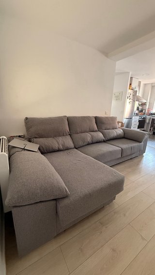Sofá chaise longue reversible gris
