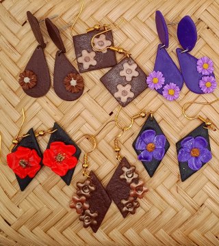 Pendientes hechos a mano. Rayos. Flores. Nuevos