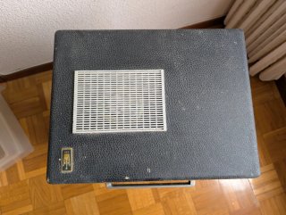 Tocadiscos Portátil Invicta Vintage.