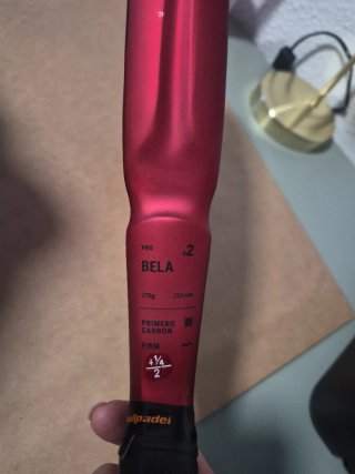 Pala de pádel Wilson roja