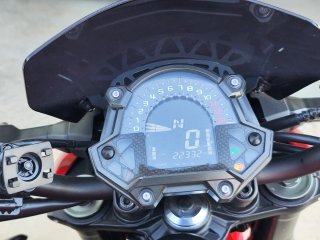 Kawasaki Z900 A2 Naked Roja Negra