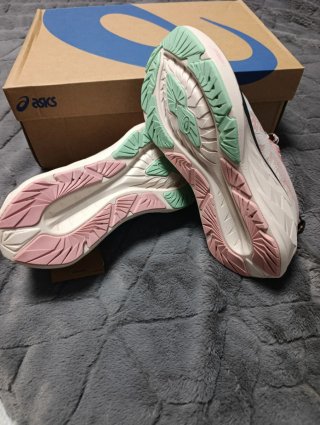 Zapatillas Asics Novablast 4