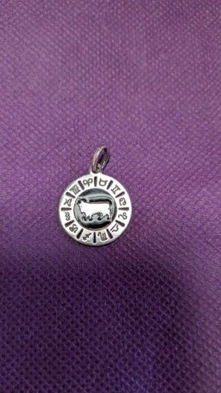 Colgante  de plata, Zodiaco Tauro