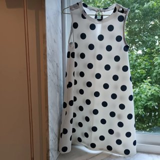 Vestido lunares blanco y negro T.38