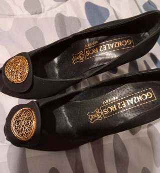 Zapatos de tacón negros talla 34