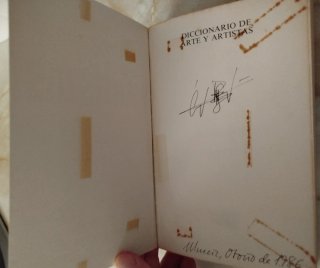 Diccionario de Artes y Artistas