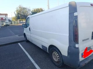 Renault  trafic  2003