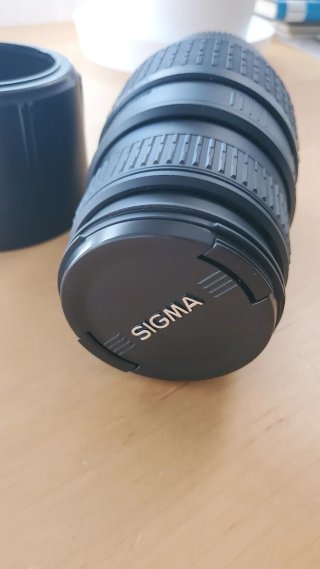 Sigma 70-300mm DL Macro Super objetivo
