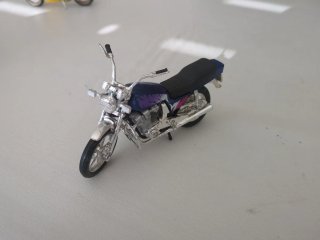 Miniatura Moto Blu e Viola