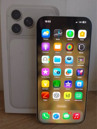 iPhone 17 Pro Max 256GB Plata Como Nuevo