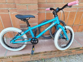 Bicicleta VITUS 16" ligera