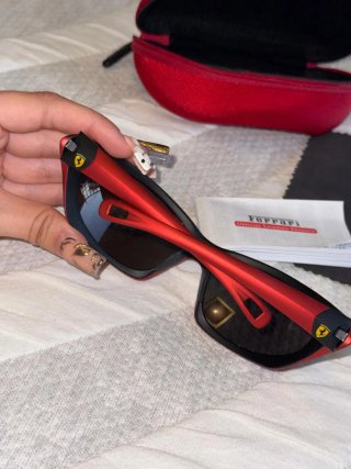 Gafas de Sol Ferrari Rojas