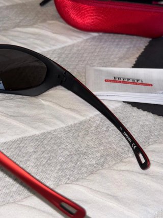 Gafas de Sol Ferrari Rojas