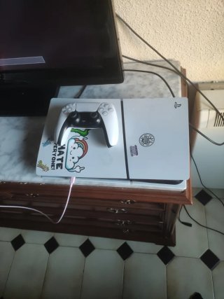 Consola PS5  vendo o cambio por patinete eléctrico