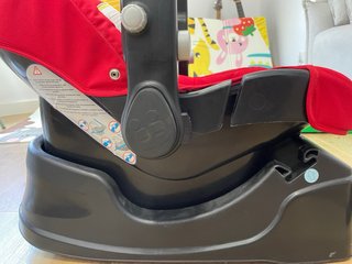 Silla coche bebé Chicco roja