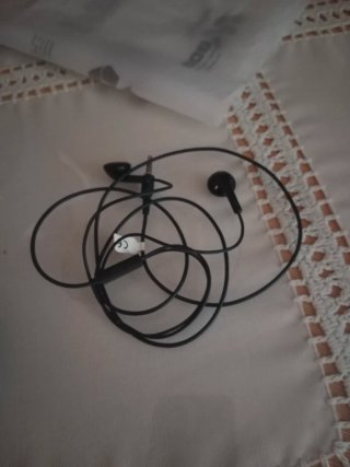 Cargador y Auriculares Woxter Originales