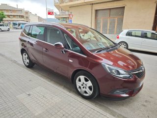 Opel Zafira Tourer 2017,