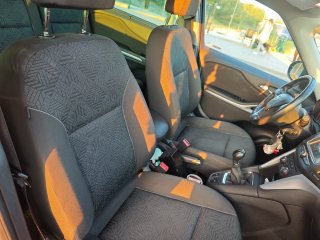 Opel Zafira Tourer 2017,